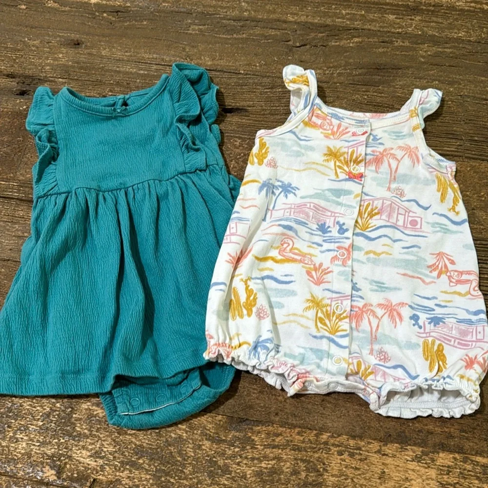 Carter’s Set of 2‎ Outfits